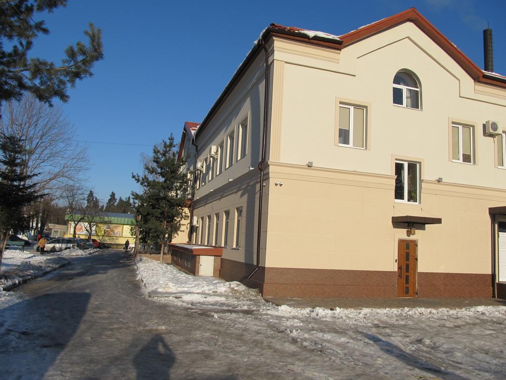 Mini-Hotel Na Pidgradskiy Uzhhorod Exterior photo